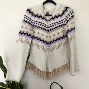 Knitted southwestern hooded pullover